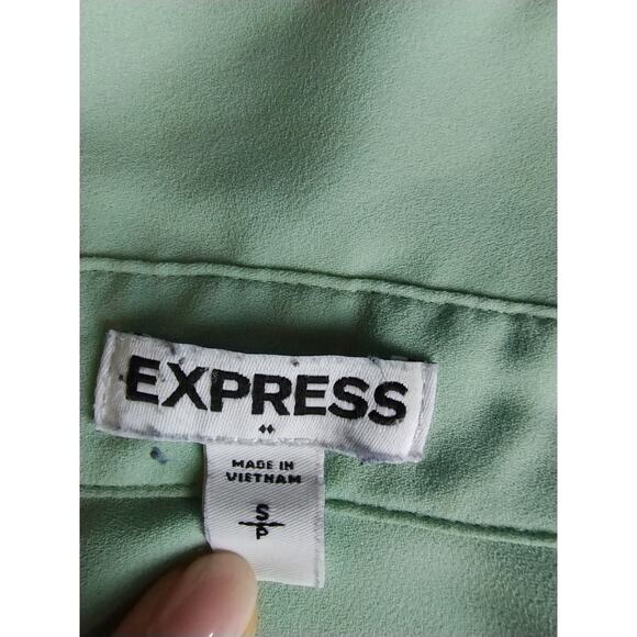 Express Sage Green Button Up Blouse Roll Tap Sleeve Lightweight Elevated Basic - Picture 7 of 8